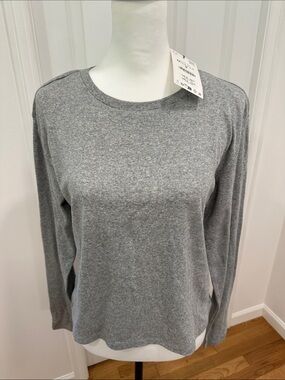 NWT Zara Gray Long Sleeve Crewneck Tee